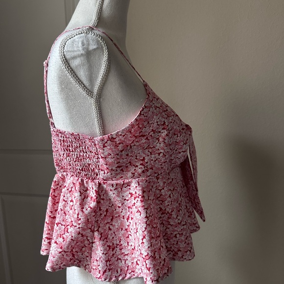 Floral Tie-Front Peplum Cami - Picture 4 of 7